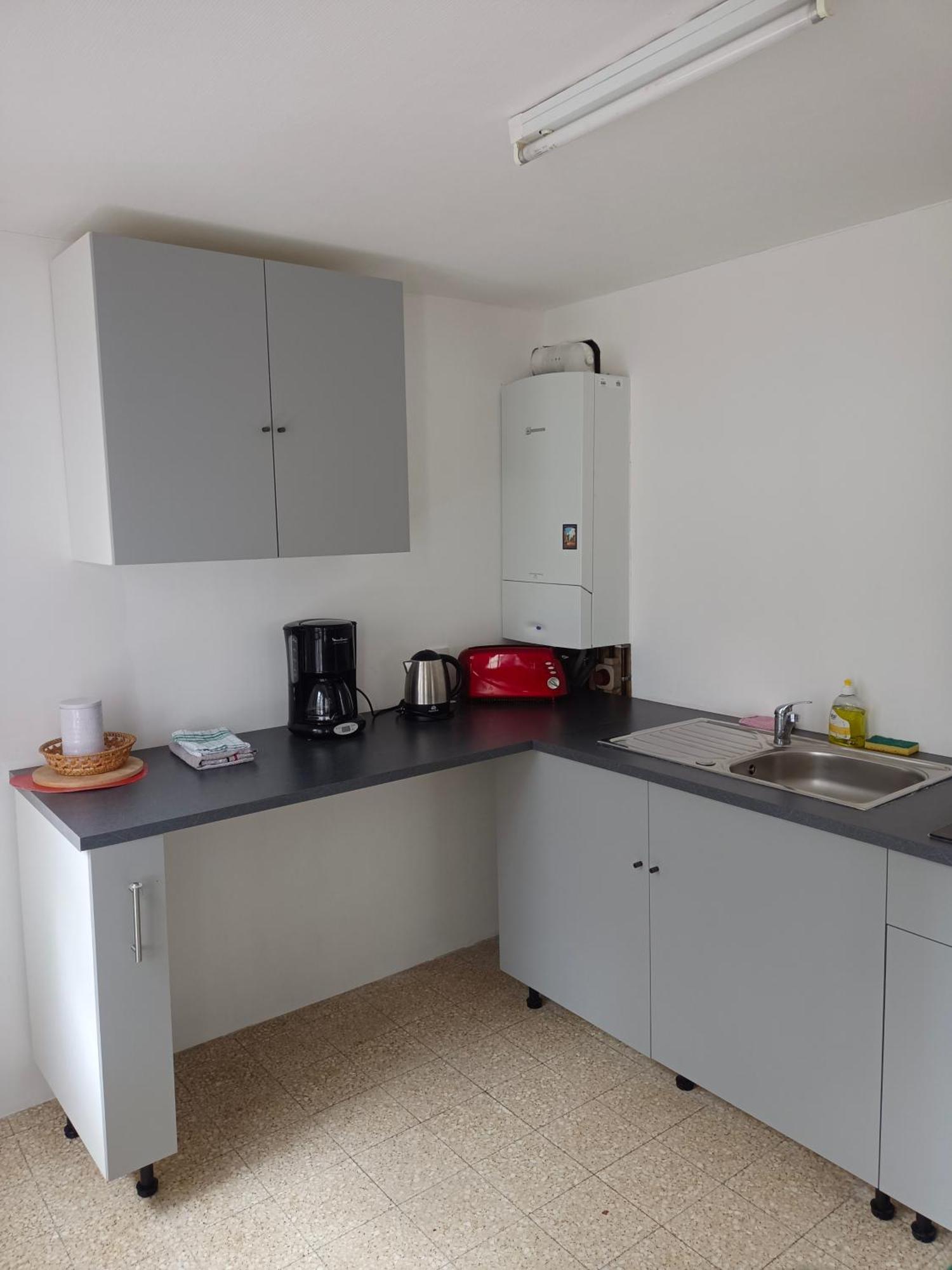 Petite Maison Etape Loire A Velo Ou Compostelle Mosnes Ngoại thất bức ảnh