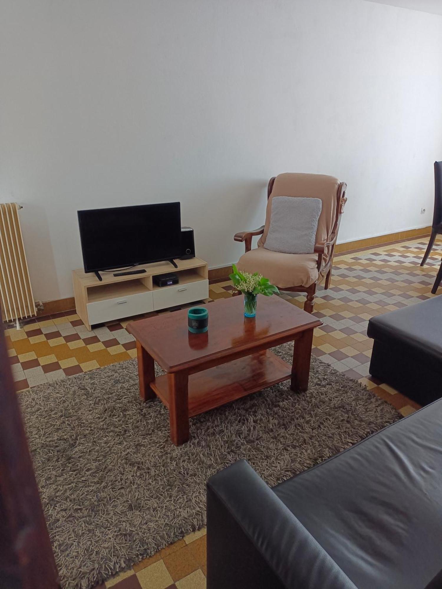 Petite Maison Etape Loire A Velo Ou Compostelle Mosnes Ngoại thất bức ảnh